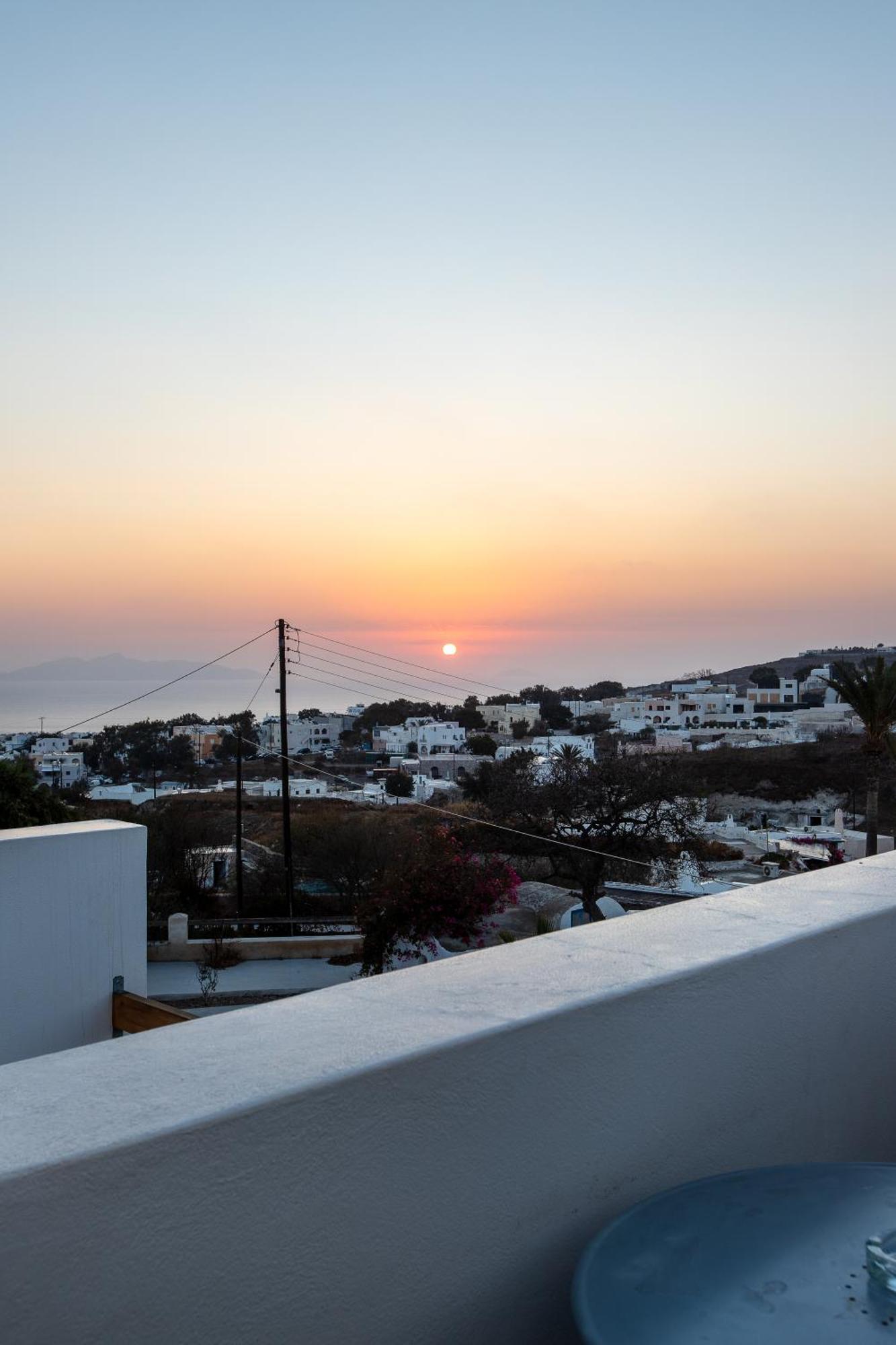 Santorini Villatzio Suites Mesaria Exterior photo