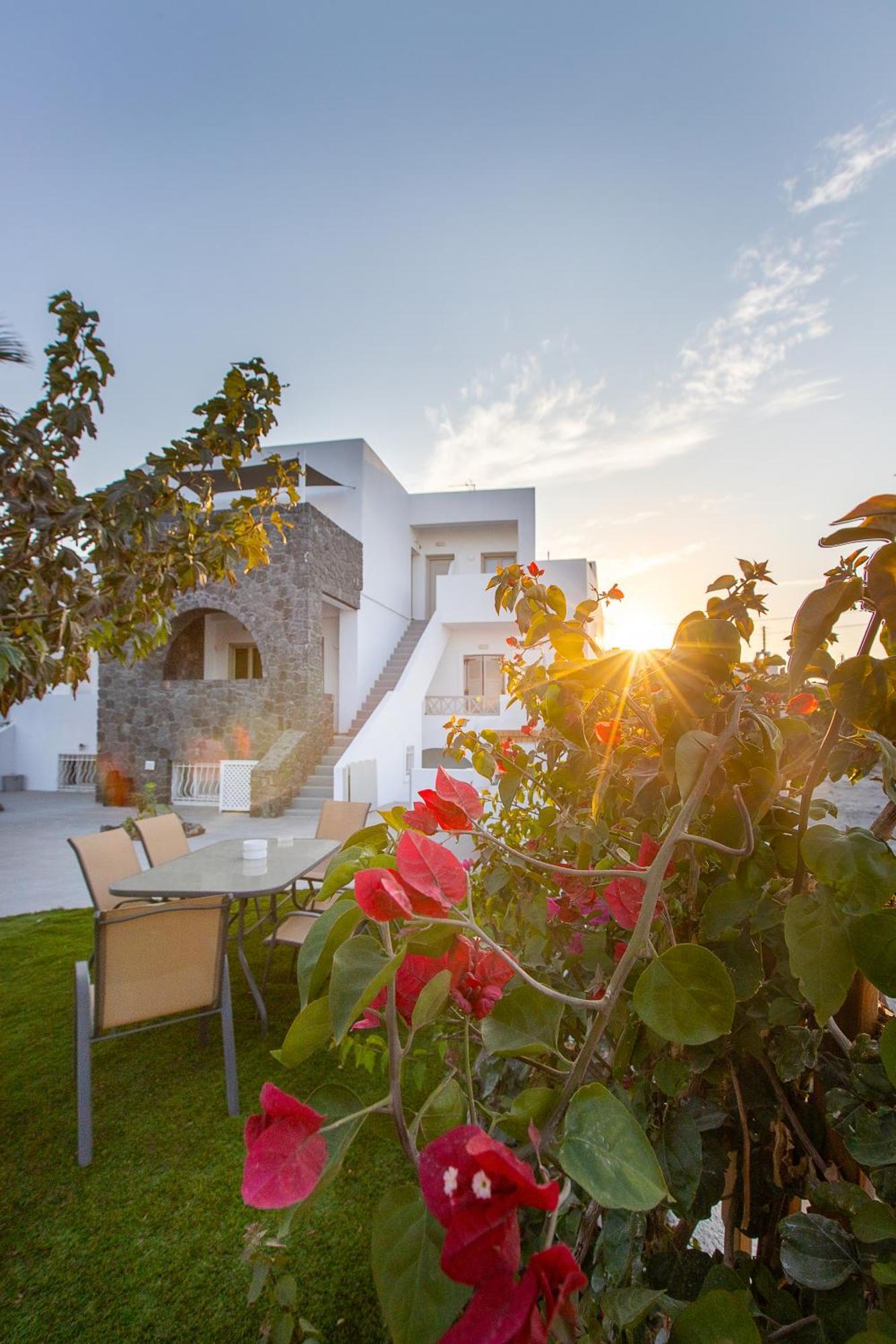 Santorini Villatzio Suites Mesaria Exterior photo
